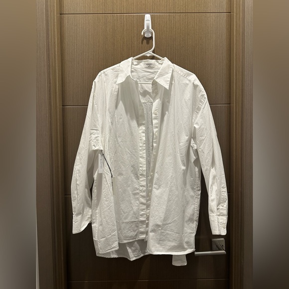 BRAND NEW WITH TAG Aritzia Babaton Essential Oversized White Shirt - Picture 1 of 8